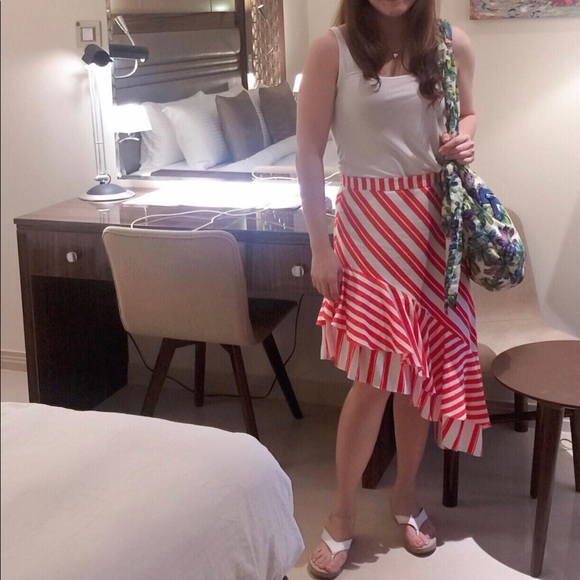 Zara ruffle skirt - Picture 3 of 3